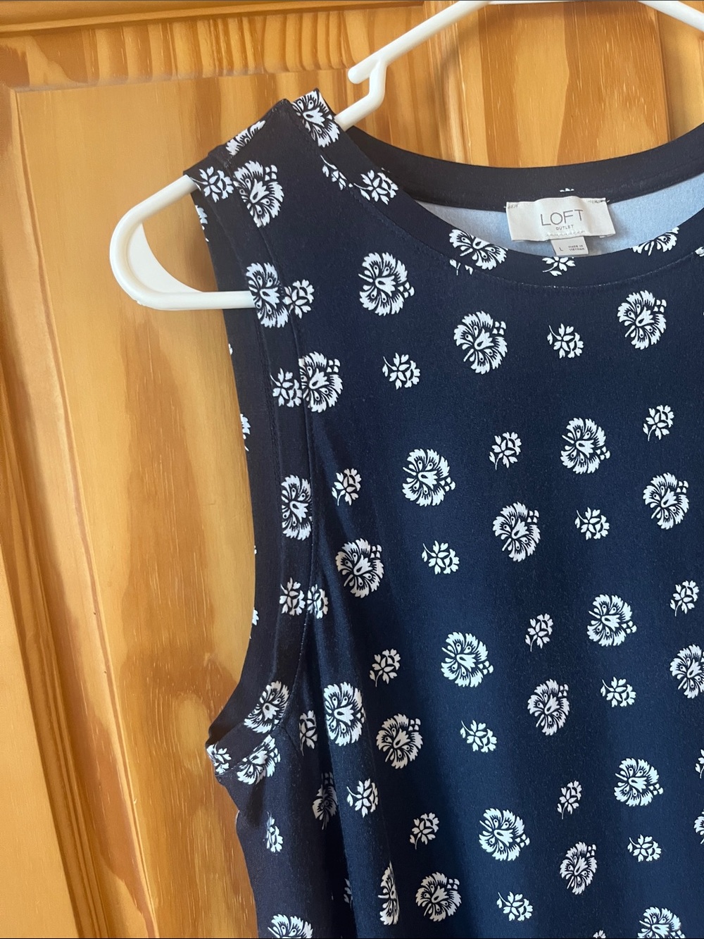 LOFT Navy Floral Sleeveless Shift Dress - Size Large - Picture 3 of 8
